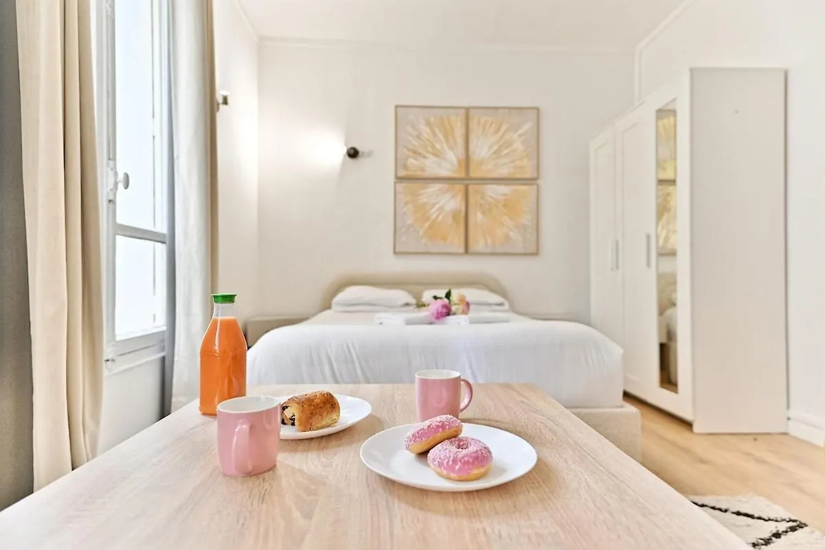 Apartment Peaceful Studio Parc Des Buttes-Chaumont - II Paris France