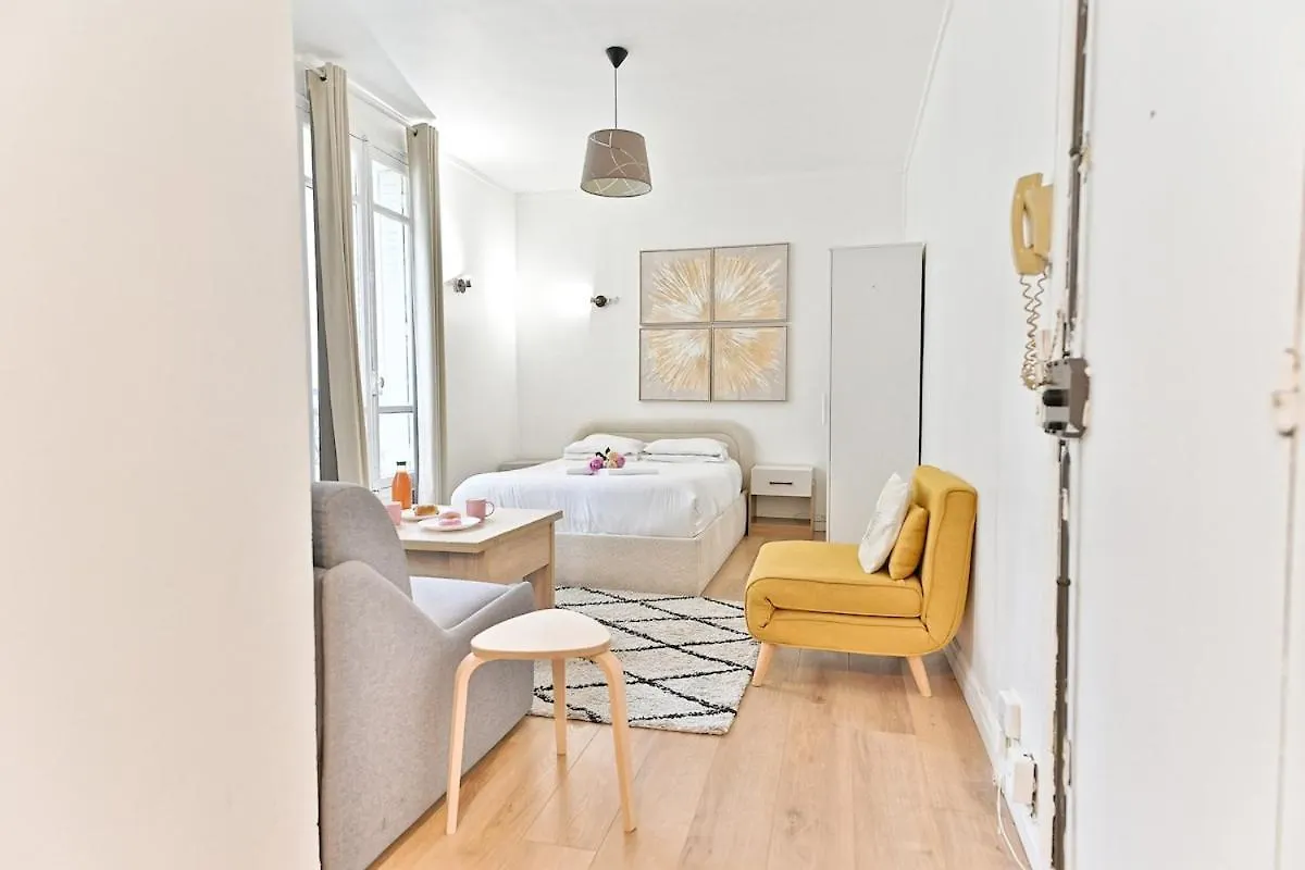 Peaceful Studio Parc Des Buttes-Chaumont - II Paris Apartment